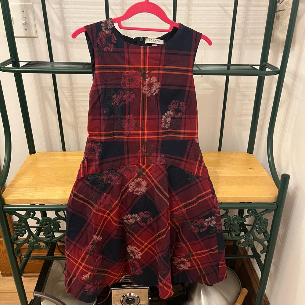 Canvas by Land's End red floral plaid dress sleeveless size 6 tartan